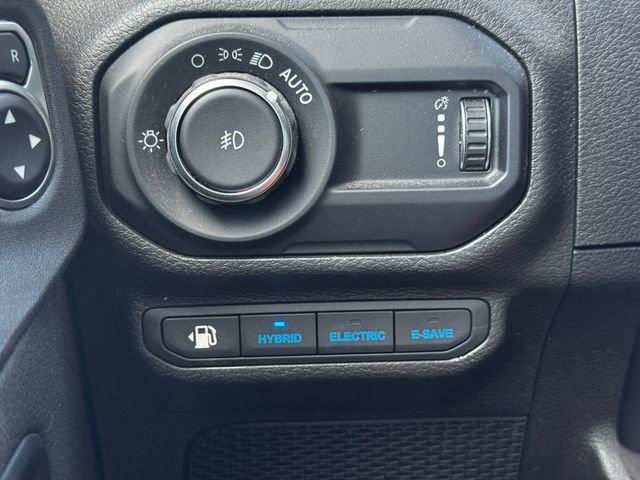 Certified 2023 Jeep Wrangler Unlimited Sahara AWD/4WD image 23
