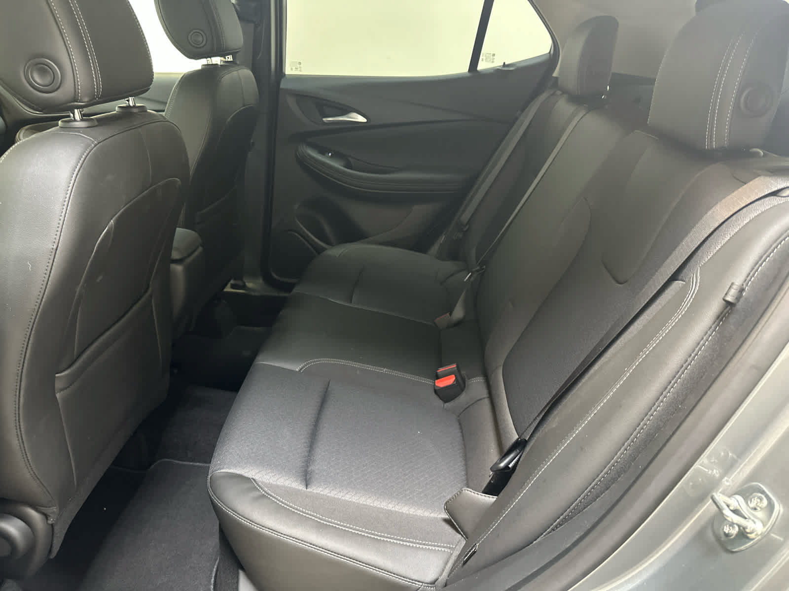 Used 2024 Buick Encore GX Preferred AWD/4WD image 18