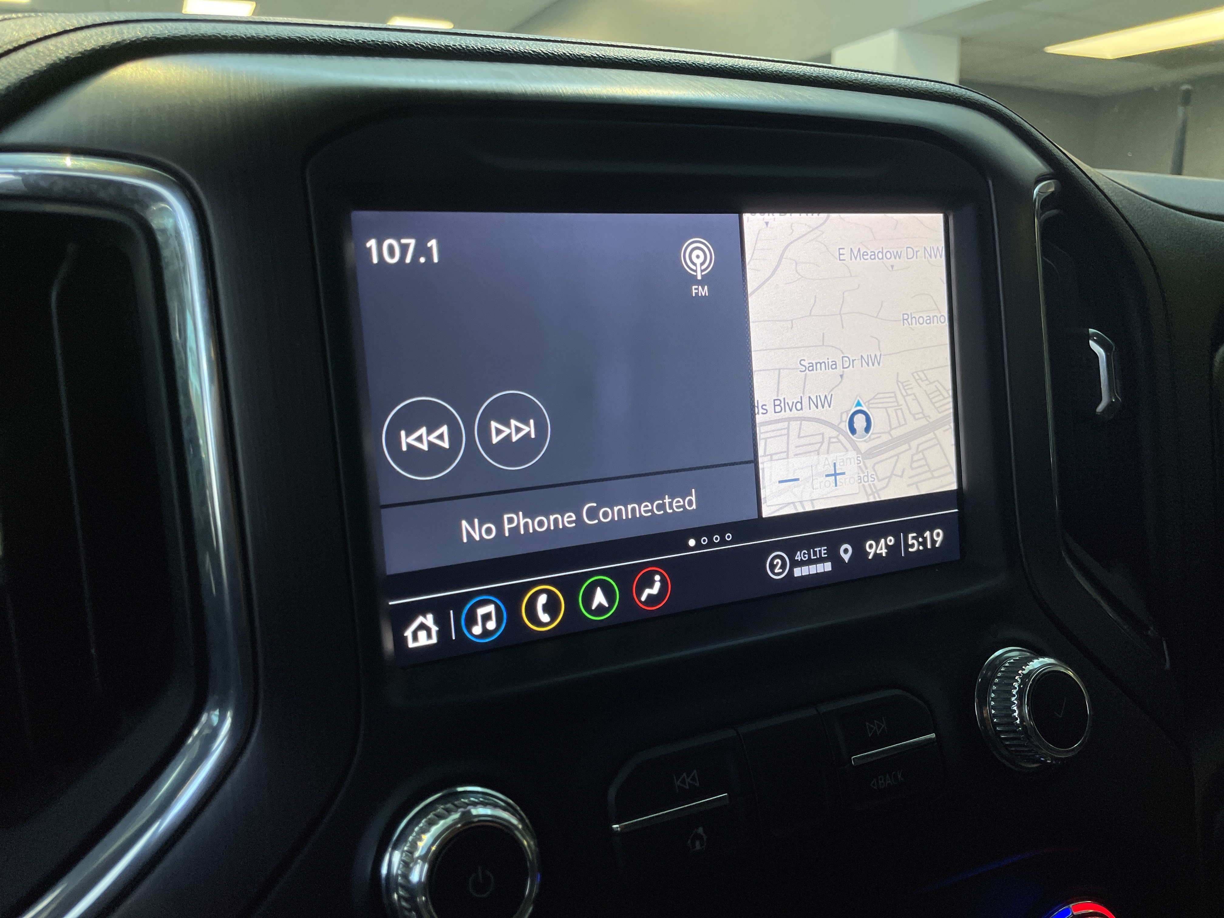 Used 2022 GMC Sierra 1500 AT4 w/ AT4 Preferred Package AWD/4WD image 24