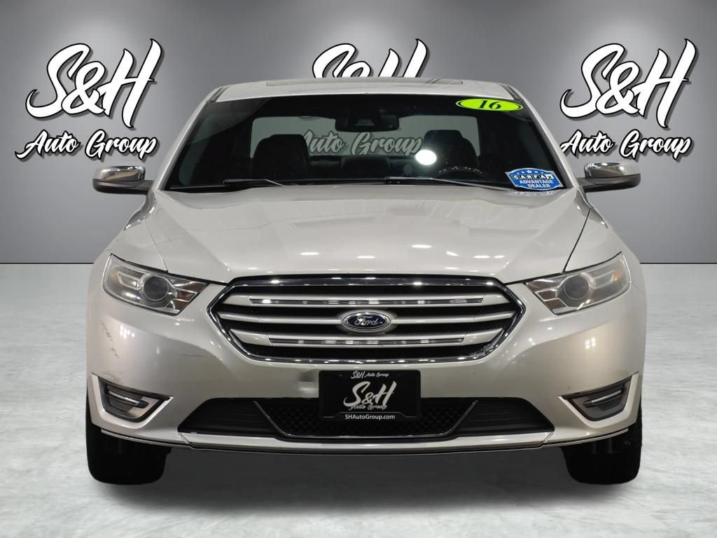Used 2016 Ford Taurus Limited w/ Equipment Group 301A AWD/4WD image 19