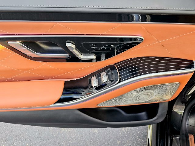 Certified 2021 Mercedes-Benz S 580 4MATIC Sedan w/ AMG Line image 31