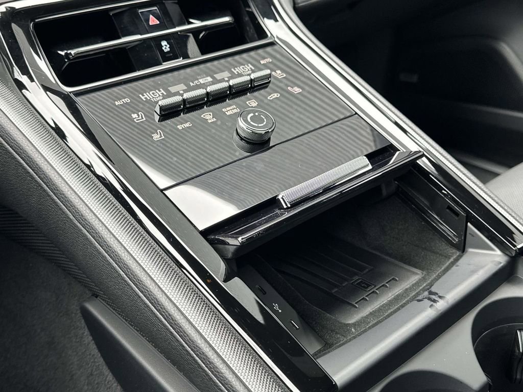 New 2026 Porsche Panamera 4 E-Hybrid AWD/4WD image 28
