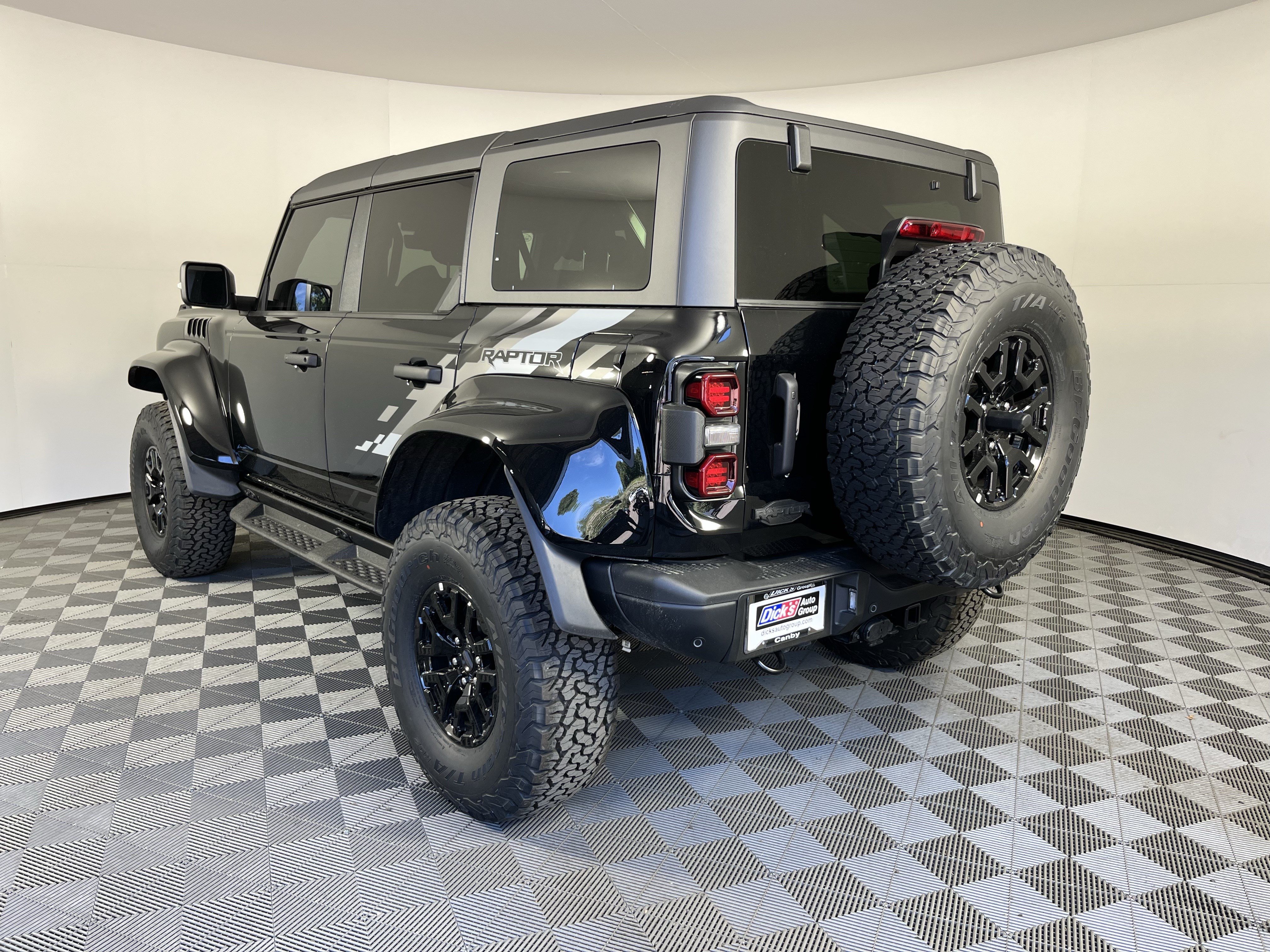 New 2026 Ford Bronco Raptor w/ Interior Carbon Fiber Pack AWD/4WD image 23
