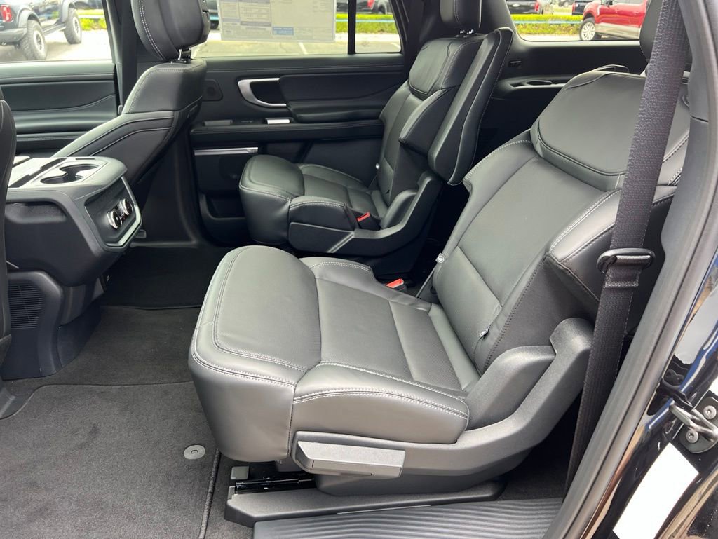 New 2026 Ford Expedition Max Platinum AWD/4WD image 14