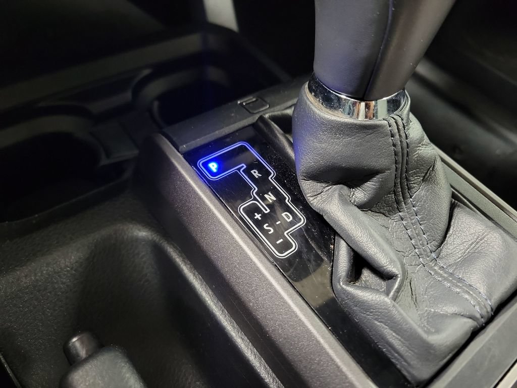 Used 2021 Toyota Tacoma TRD Sport AWD/4WD image 16