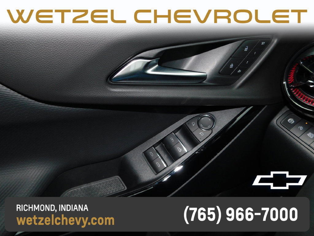 New 2027 Chevrolet Equinox RS w/ Safety and Technology Package FWD image 29
