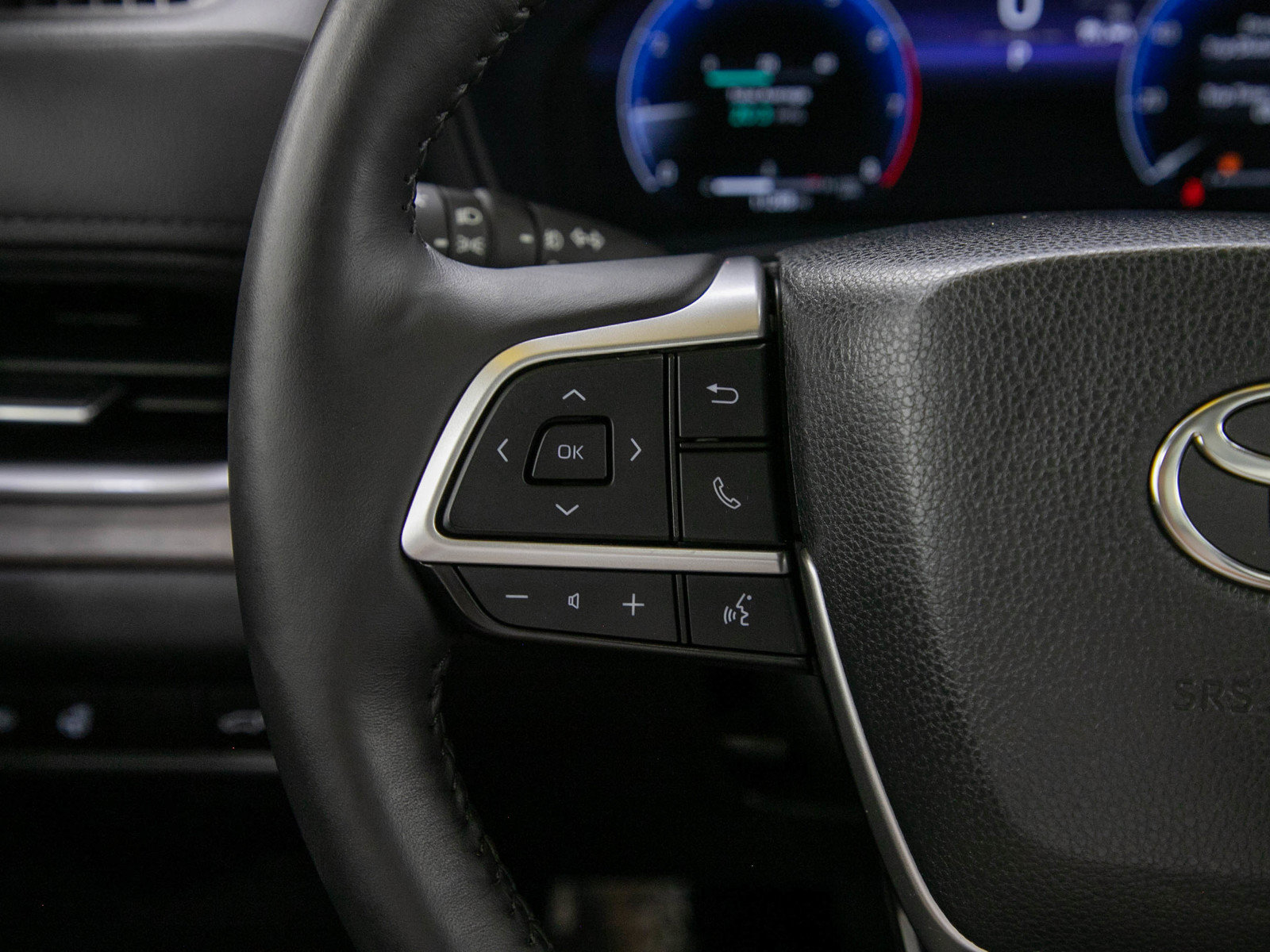 Used 2024 Toyota Grand Highlander AWD image 25
