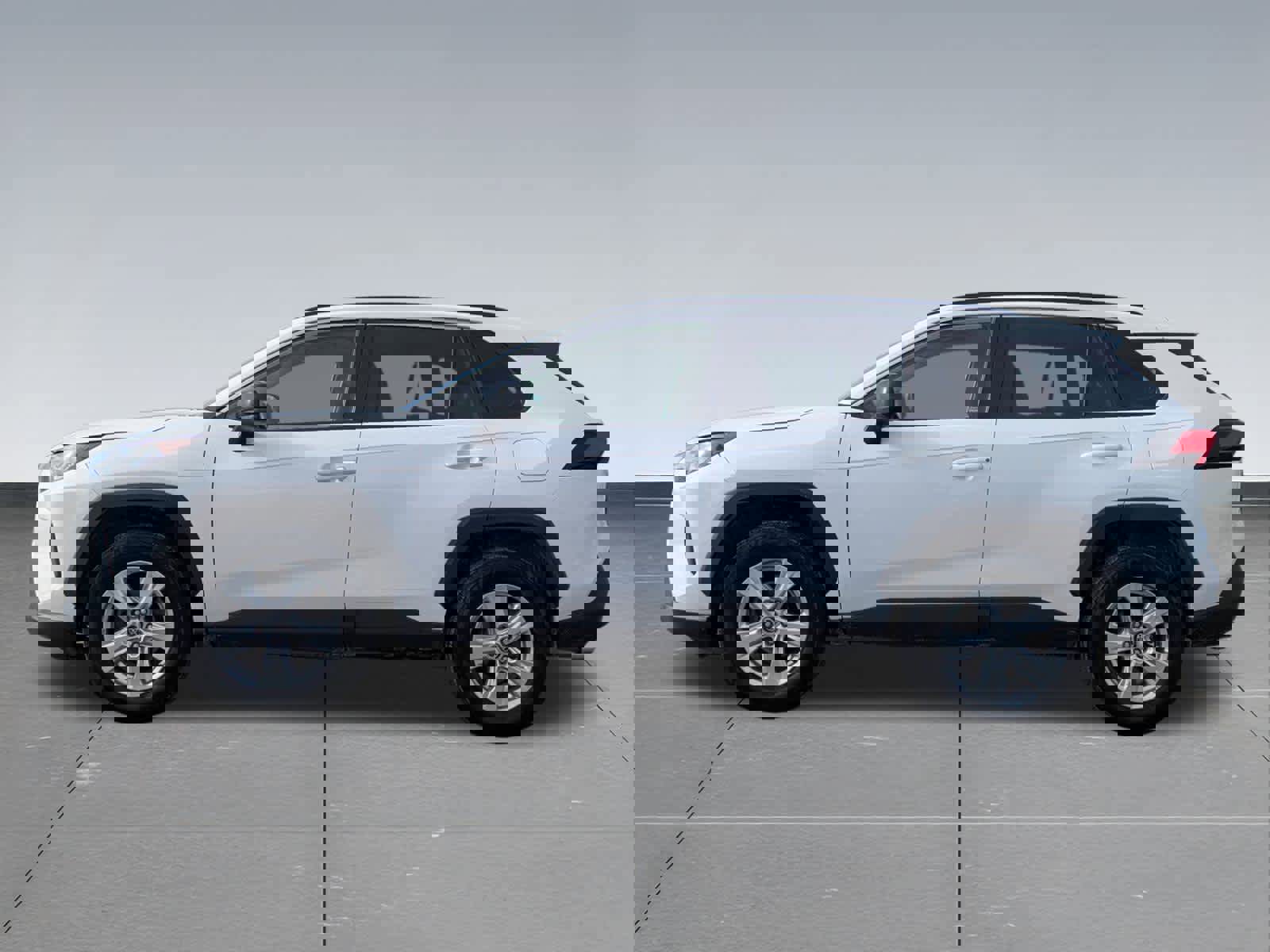 Used 2020 Toyota RAV4 LE image 3