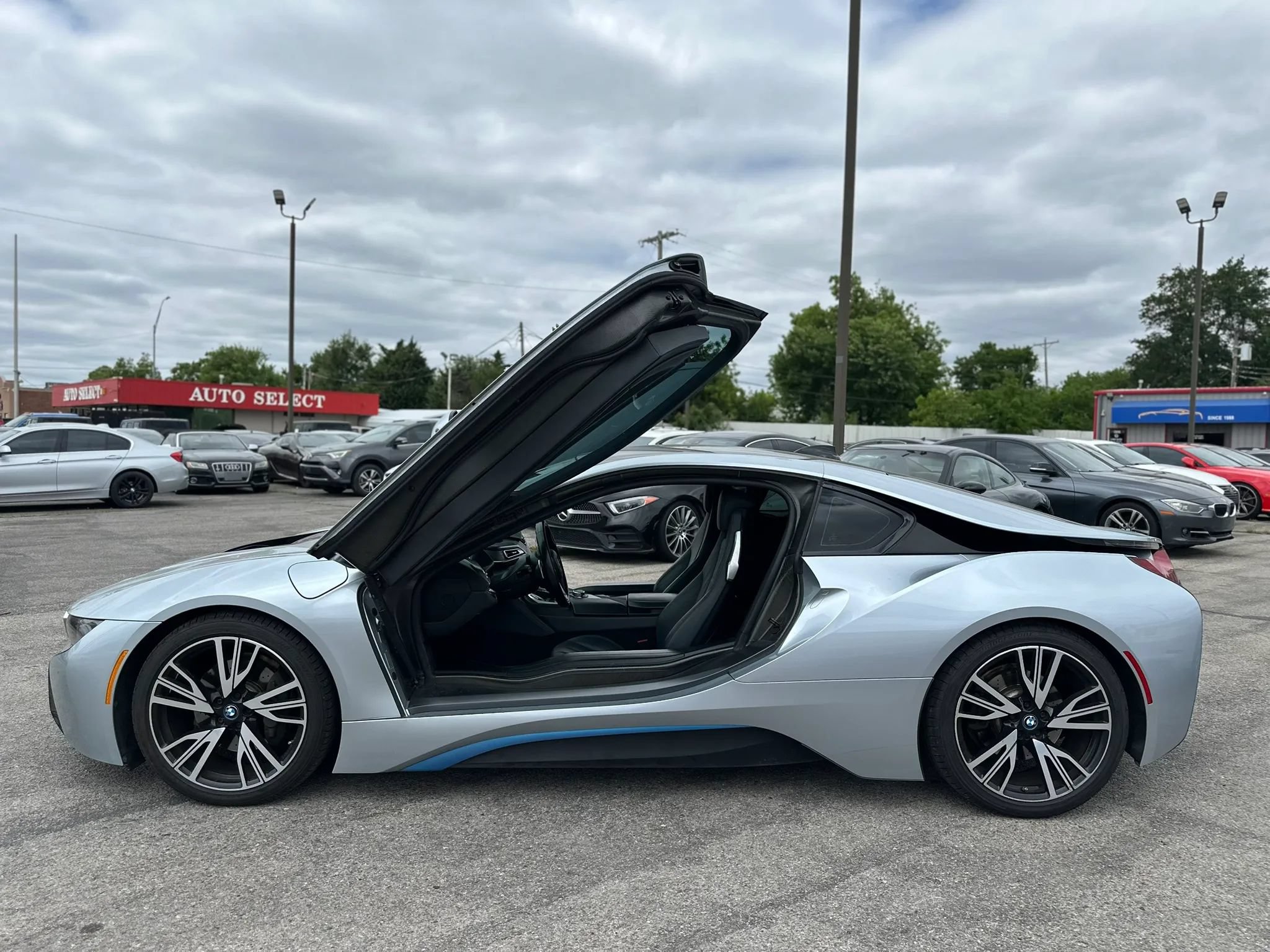Used 2016 BMW i8 AWD/4WD image 15