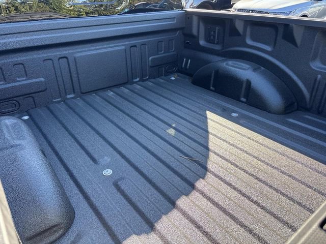 New 2025 Ford F150 Lightning Lariat image 13