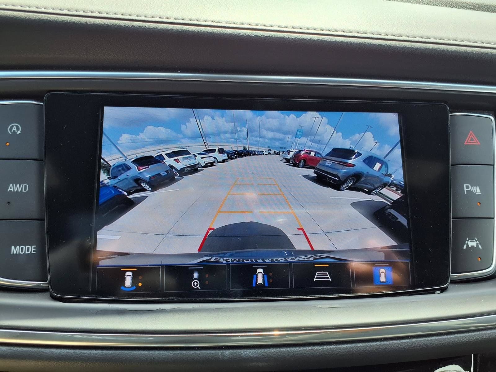 Used 2023 Buick Enclave Avenir w/ Avenir Technology Package AWD/4WD image 12