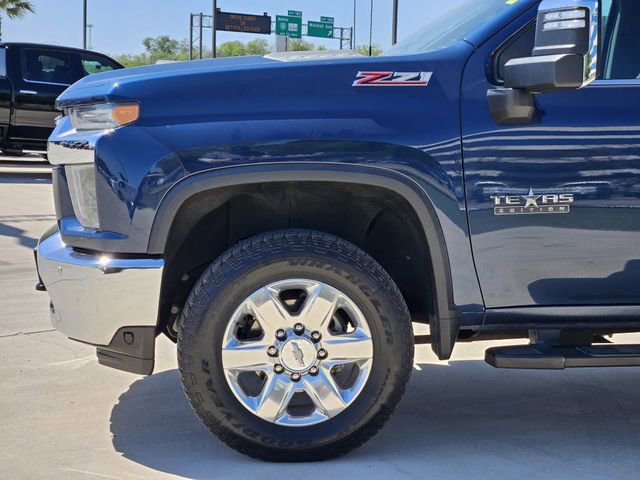 Used 2020 Chevrolet Silverado 2500 LTZ w/ LTZ Texas Edition image 9