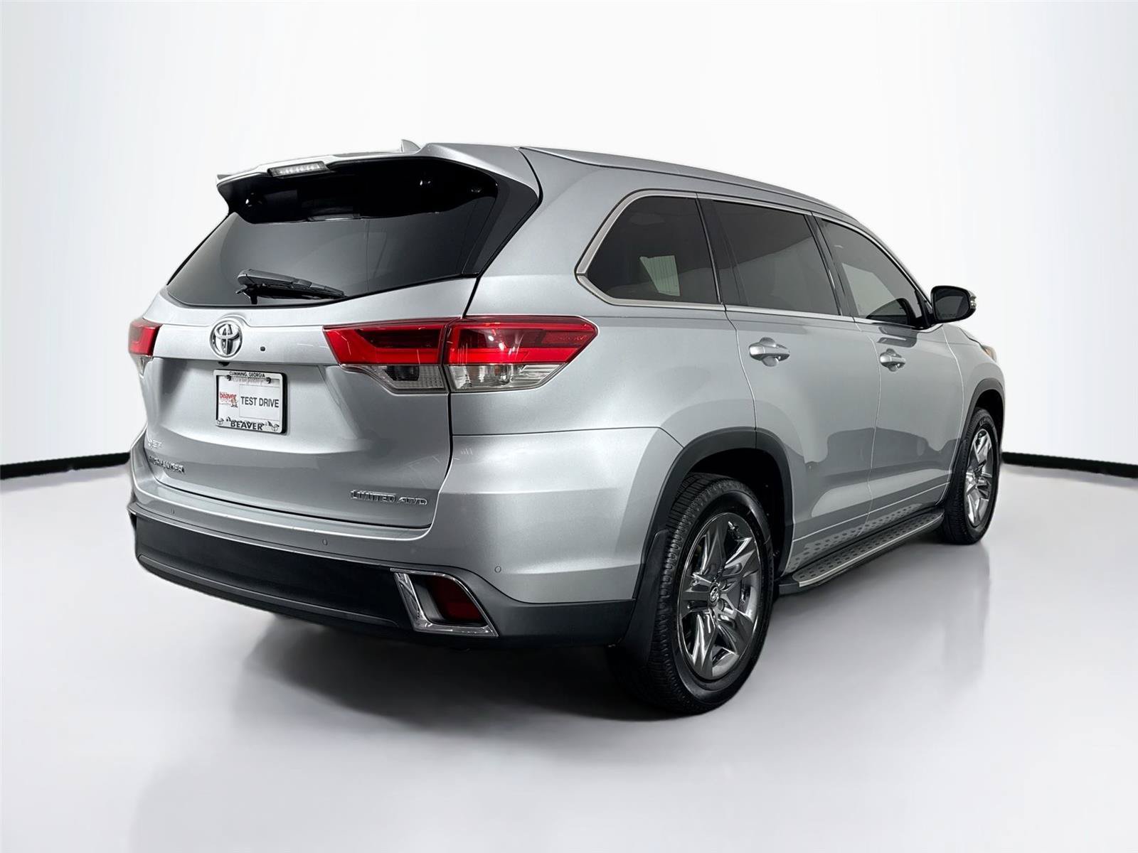 Used 2019 Toyota Highlander Limited Platinum AWD/4WD image 2