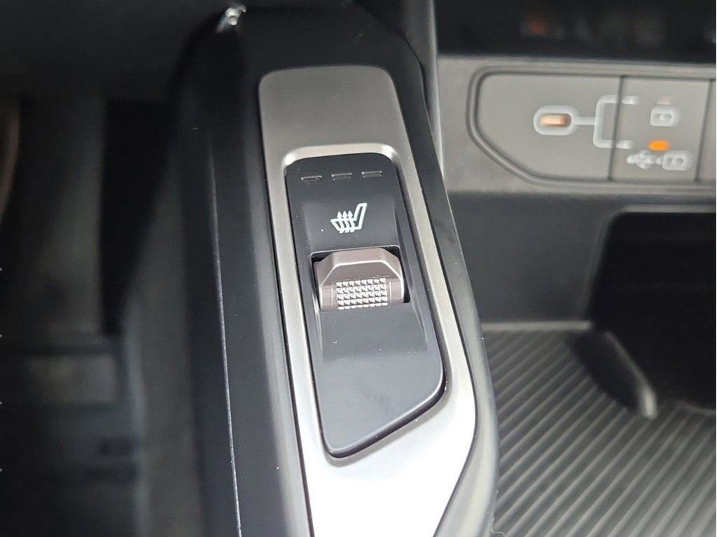 New 2025 Kia Sorento S w/ Panoramic Sunroof Package image 23