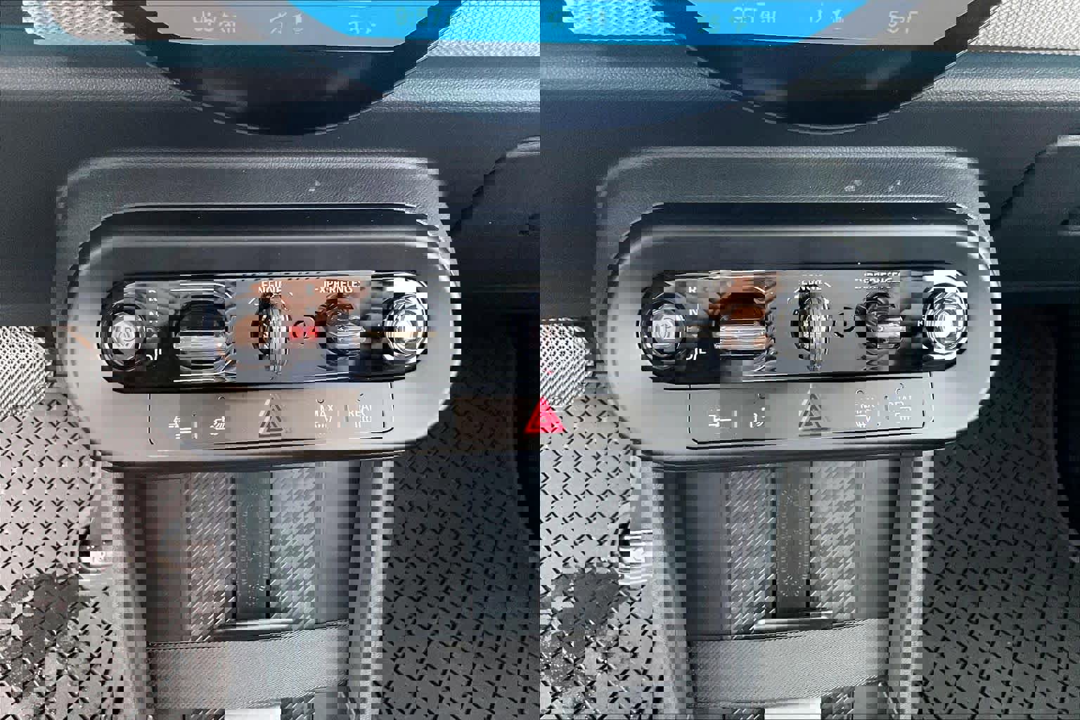 New 2025 MINI Cooper S FWD image 8