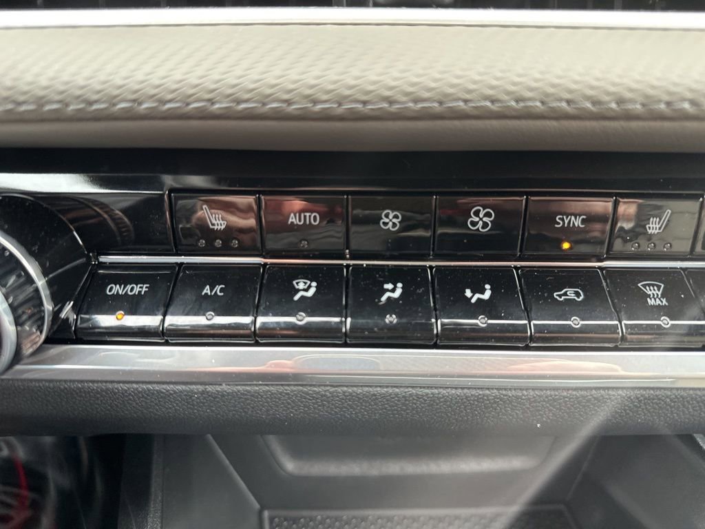 New 2026 Chevrolet Equinox LT w/ Convenience Package II image 19