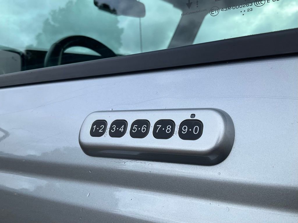 Used 2023 Ford Bronco Outer Banks image 14