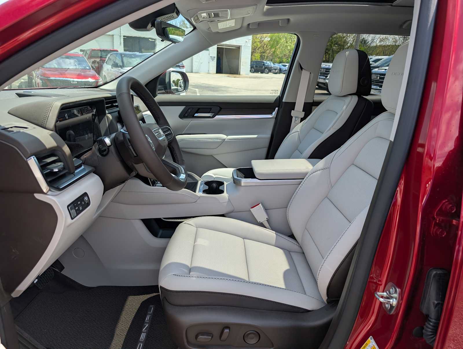 New 2026 GMC Terrain Denali AWD/4WD image 4