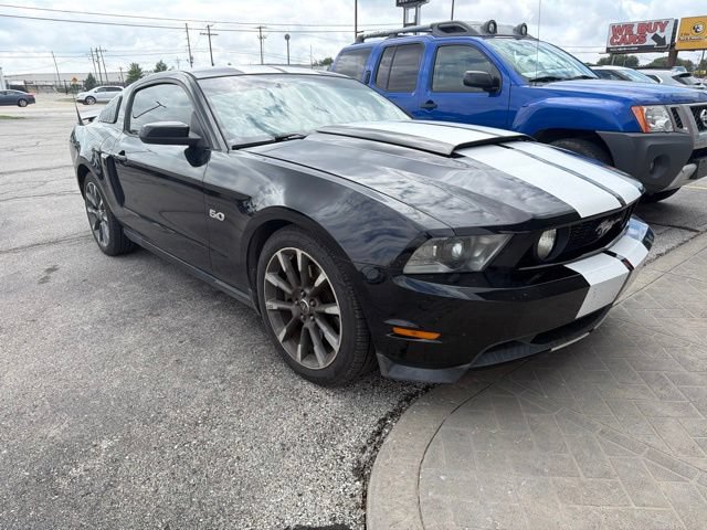 Used 2011 Ford Mustang GT Premium w/ GT Coupe Accessory Pkg 5 RWD image 3