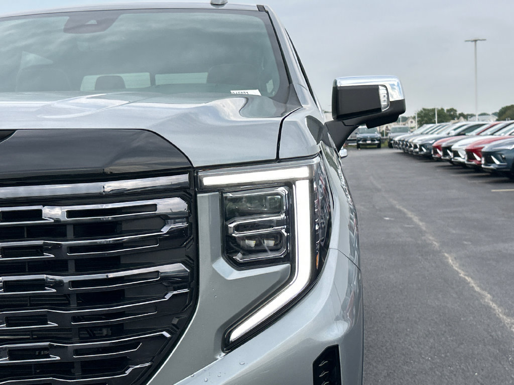 New 2026 GMC Sierra 1500 Denali Ultimate AWD/4WD image 12