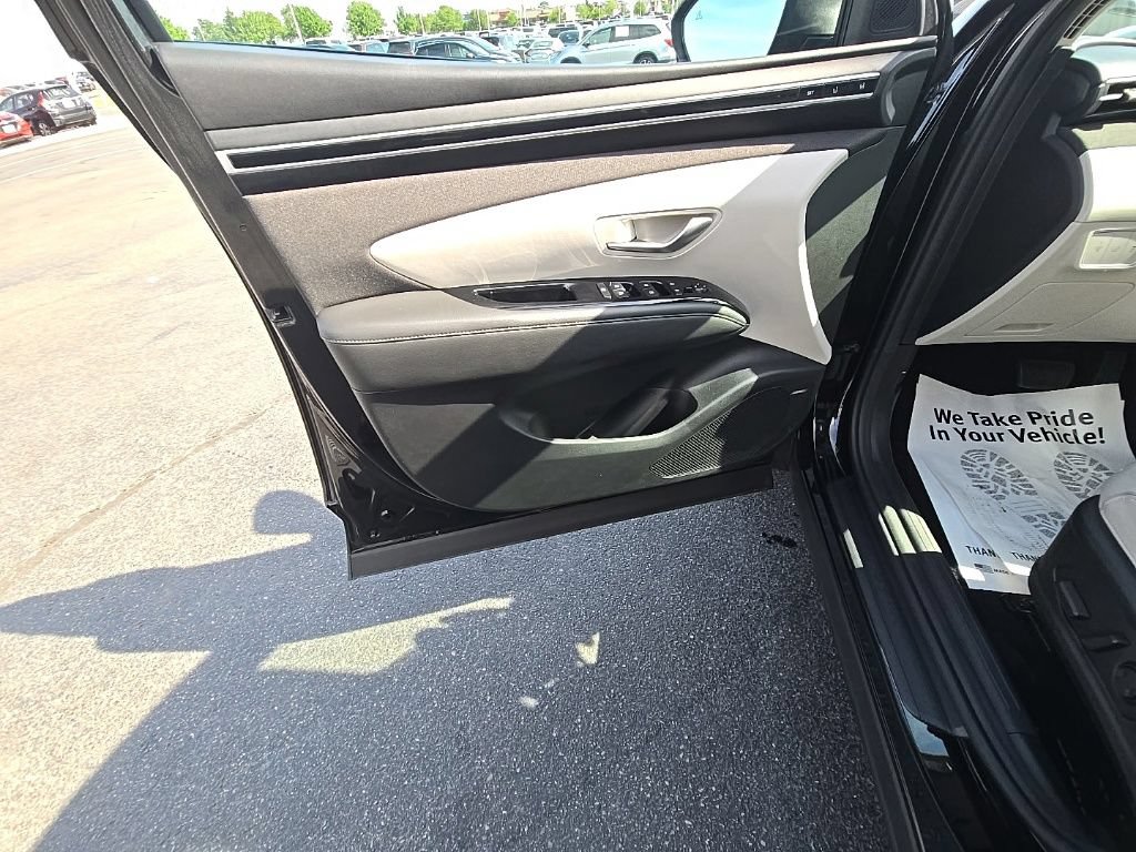 Used 2023 Hyundai Tucson Limited AWD/4WD image 13