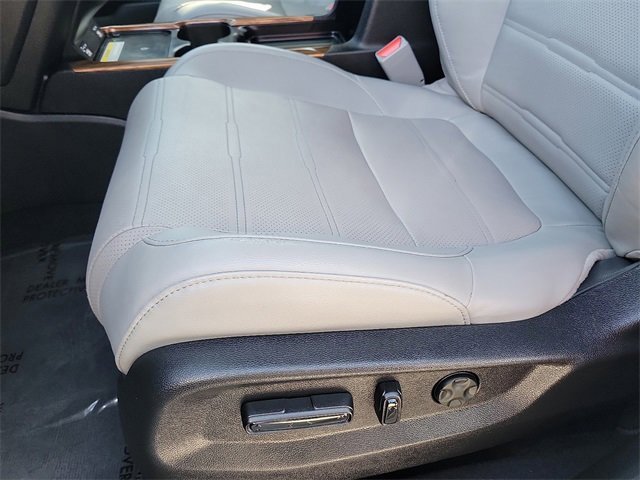 Used 2022 Honda CR-V Touring image 20