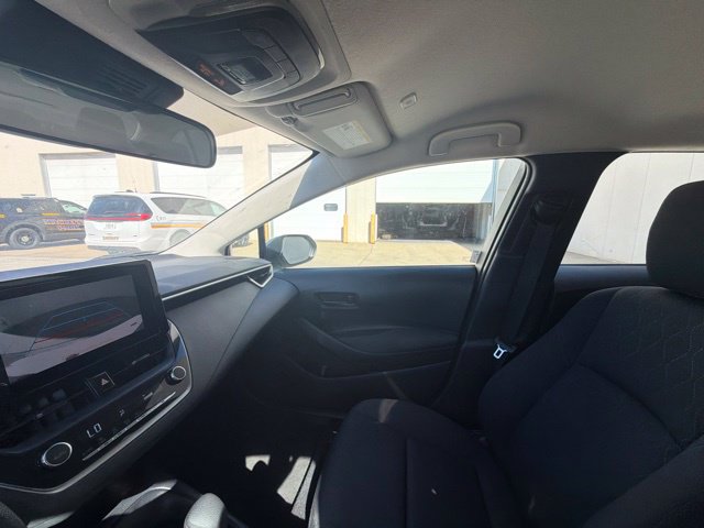 Used 2024 Toyota Corolla LE FWD image 27
