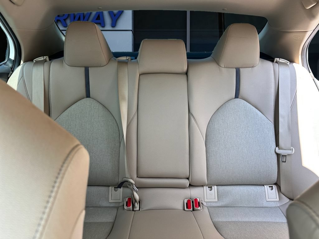 Used 2023 Toyota Camry LE FWD image 12