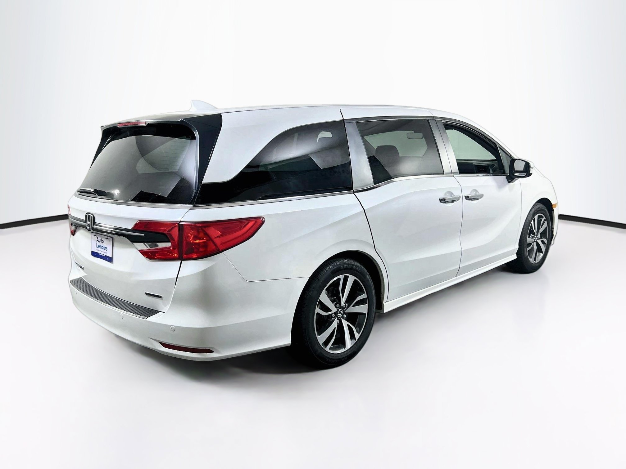 Used 2023 Honda Odyssey Touring image 5