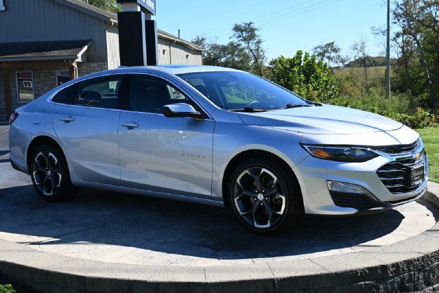 Used 2022 Chevrolet Malibu LT FWD image 3