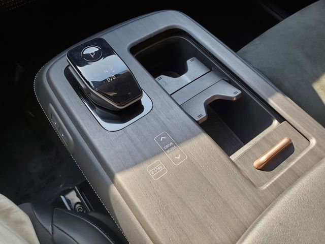 Certified 2023 Nissan Ariya FWD image 22