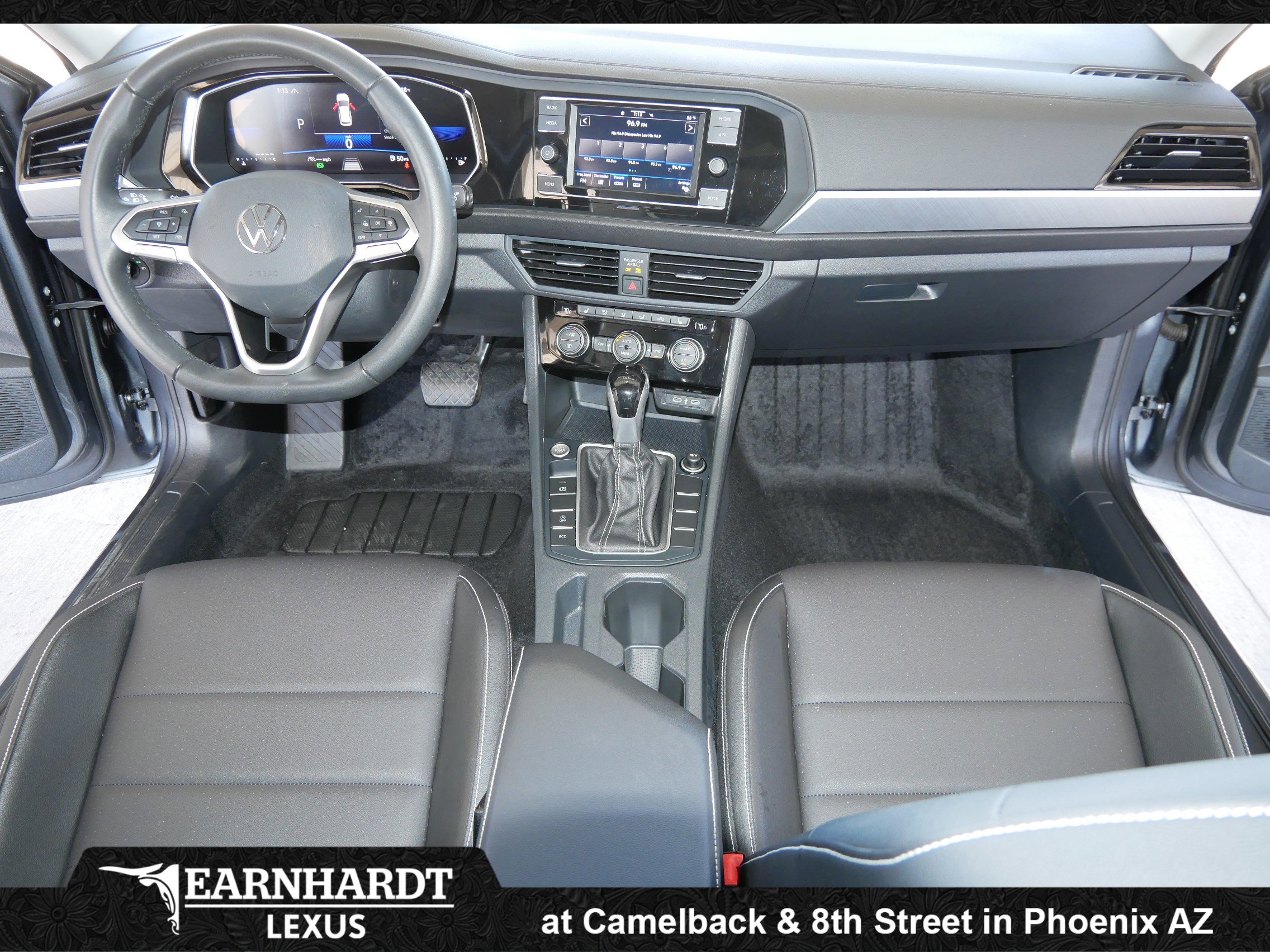 Used 2024 Volkswagen Jetta SE w/ Panoramic Sunroof Package image 26