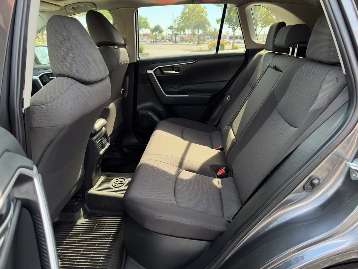Used 2023 Toyota RAV4 XLE w/ Convenience Package AWD/4WD image 23