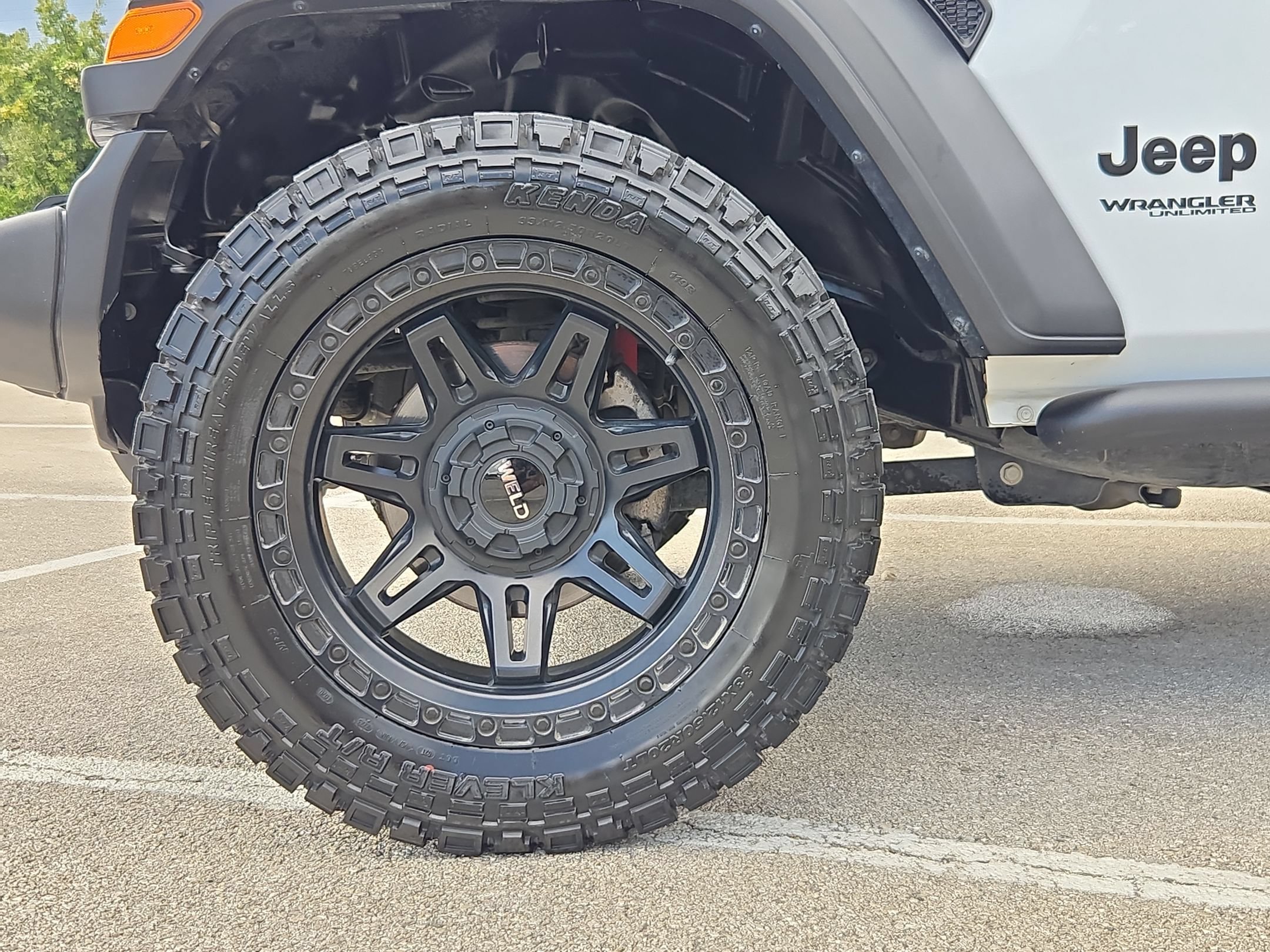 Used 2020 Jeep Wrangler Unlimited Sport AWD/4WD image 30
