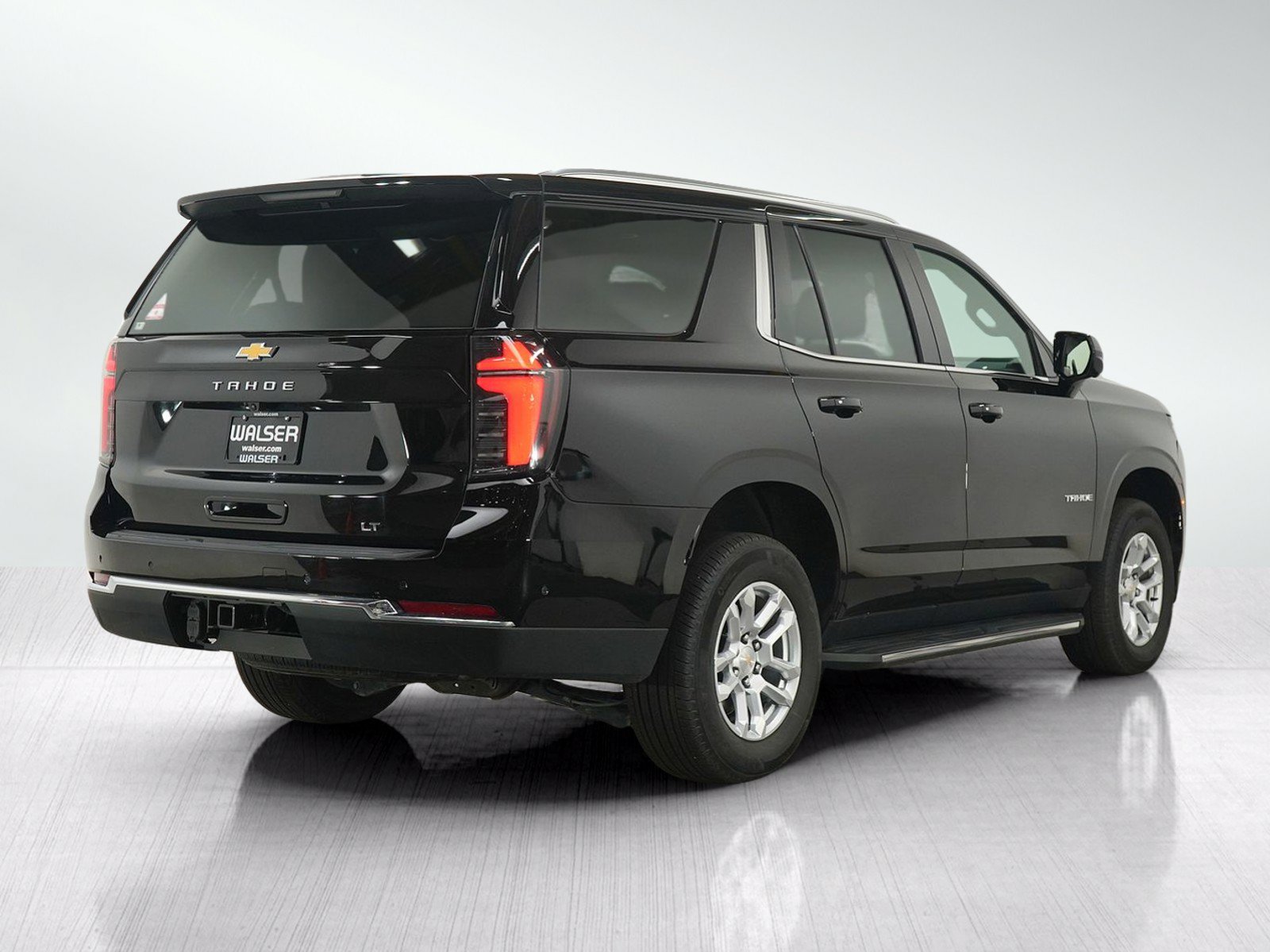 Used 2025 Chevrolet Tahoe LT AWD/4WD image 5