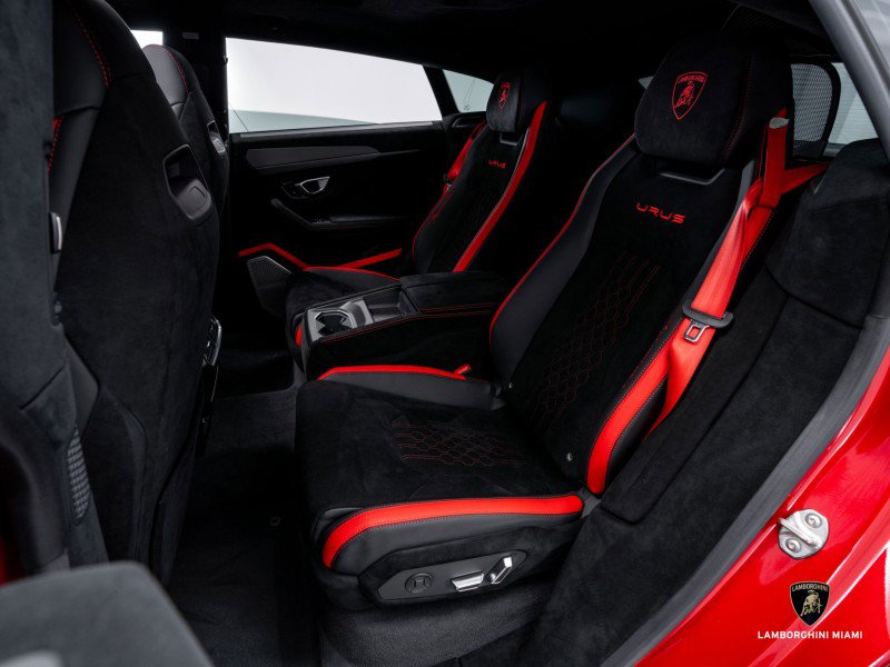 Used 2023 Lamborghini Urus Performante image 52