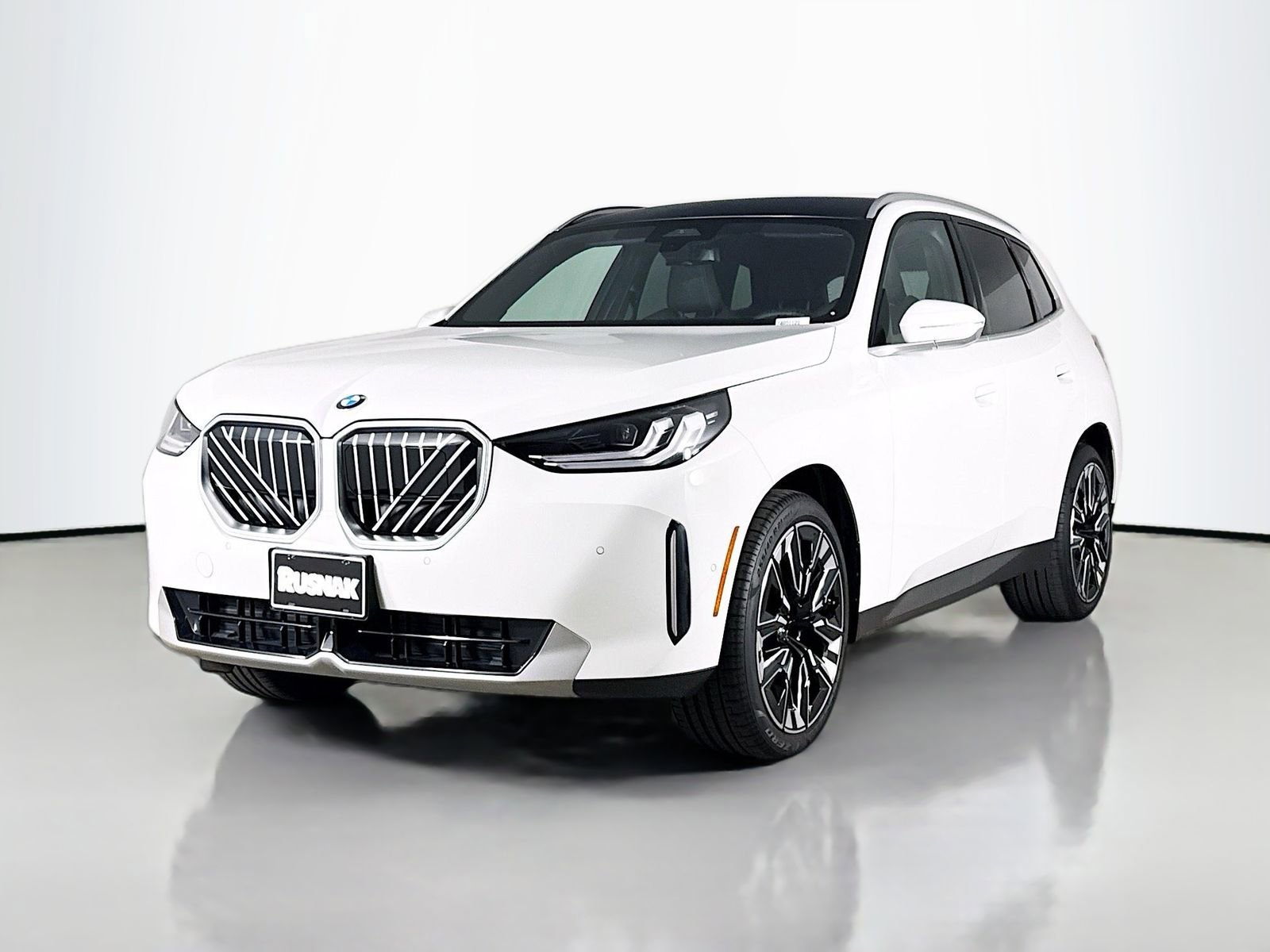 Used 2025 BMW X3 xDrive30i w/ Convenience Package image 3