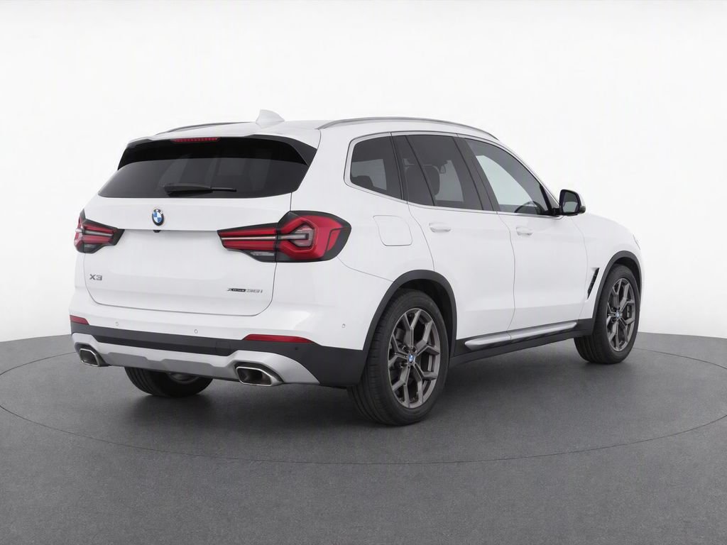 Certified 2024 BMW X3 sDrive30i w/ Premium Package RWD image 5