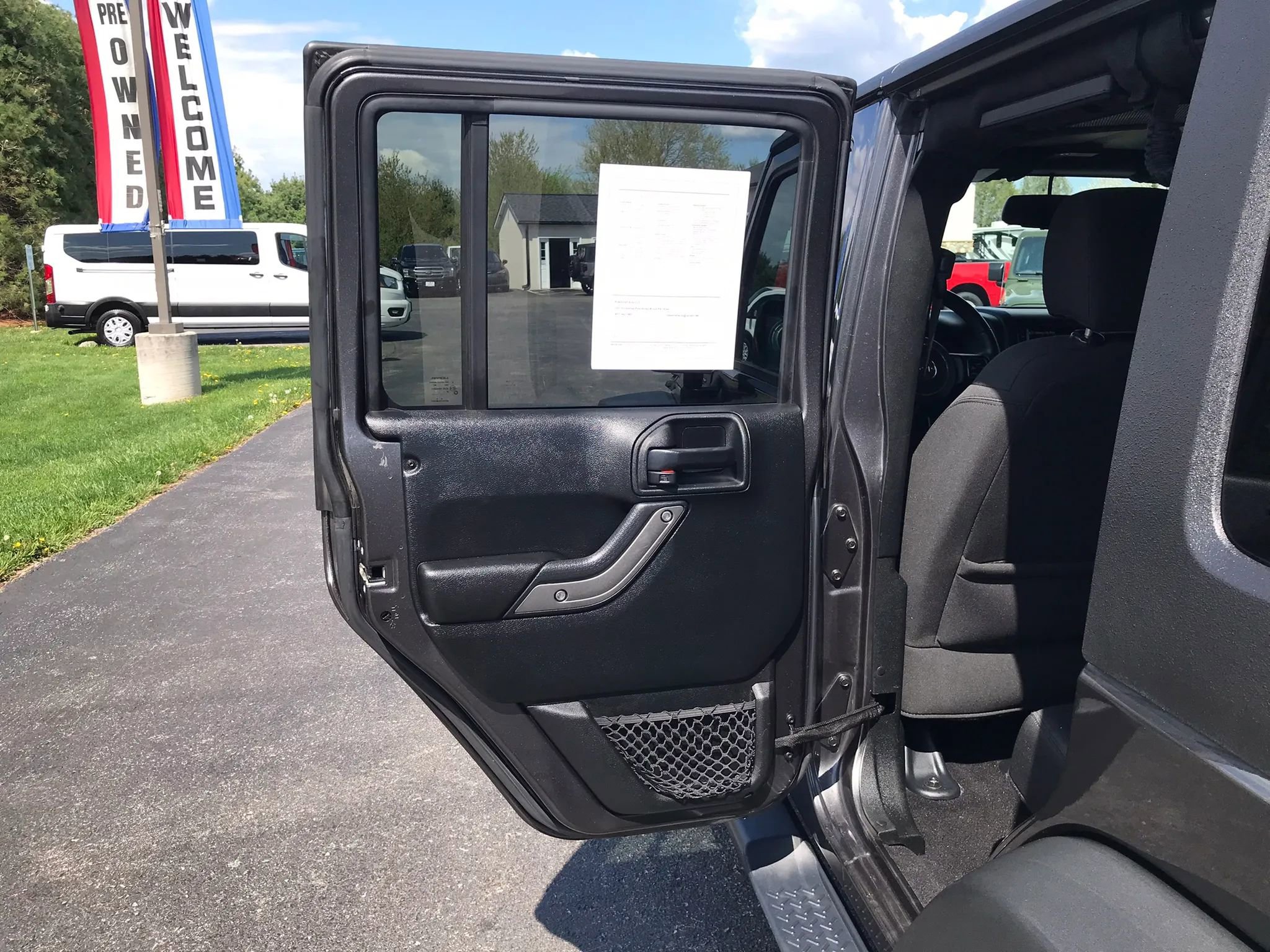 Used 2017 Jeep Wrangler Unlimited Sport w/ Quick Order Package 24S AWD/4WD image 28