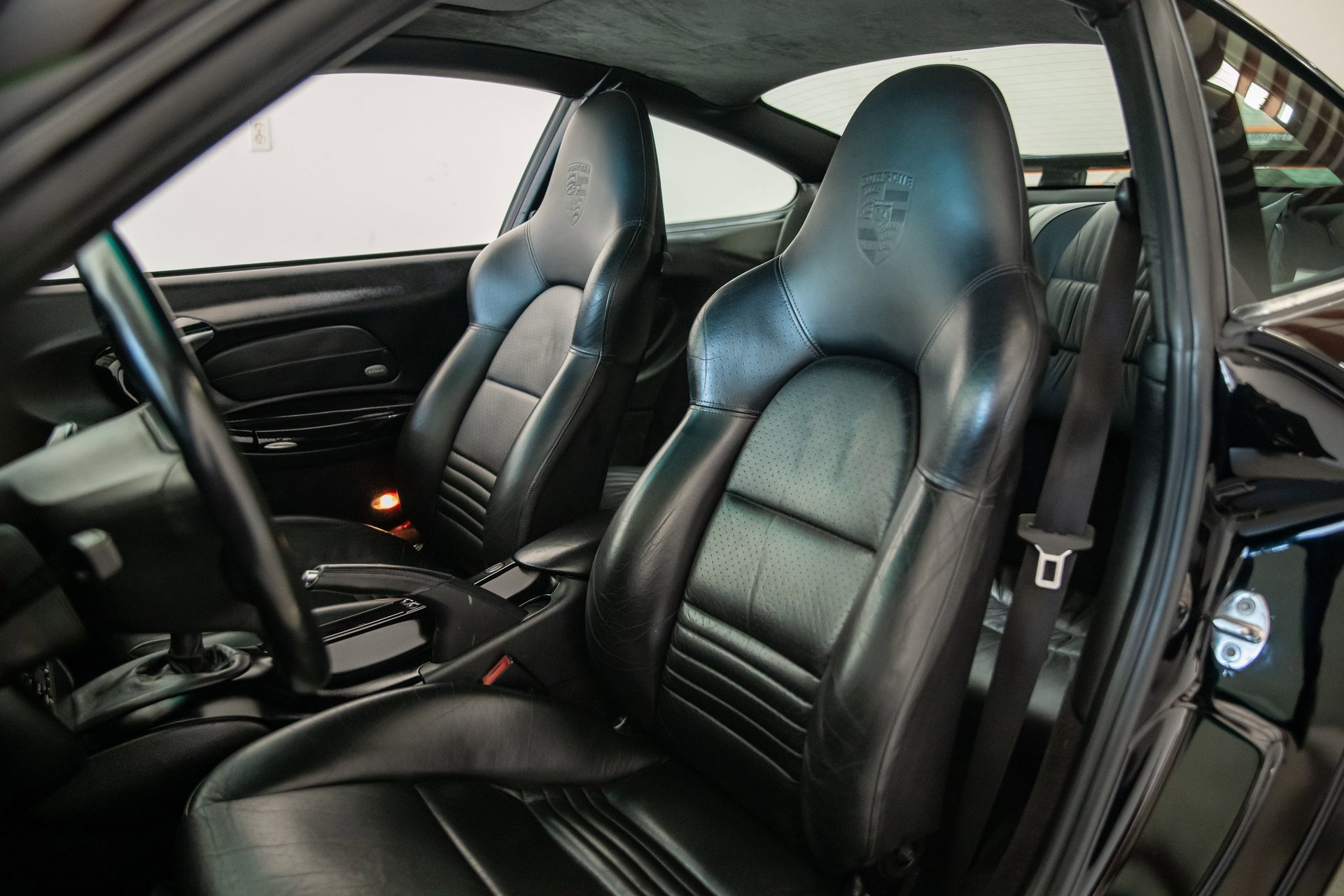 Used 2000 Porsche 911 Carrera image 12