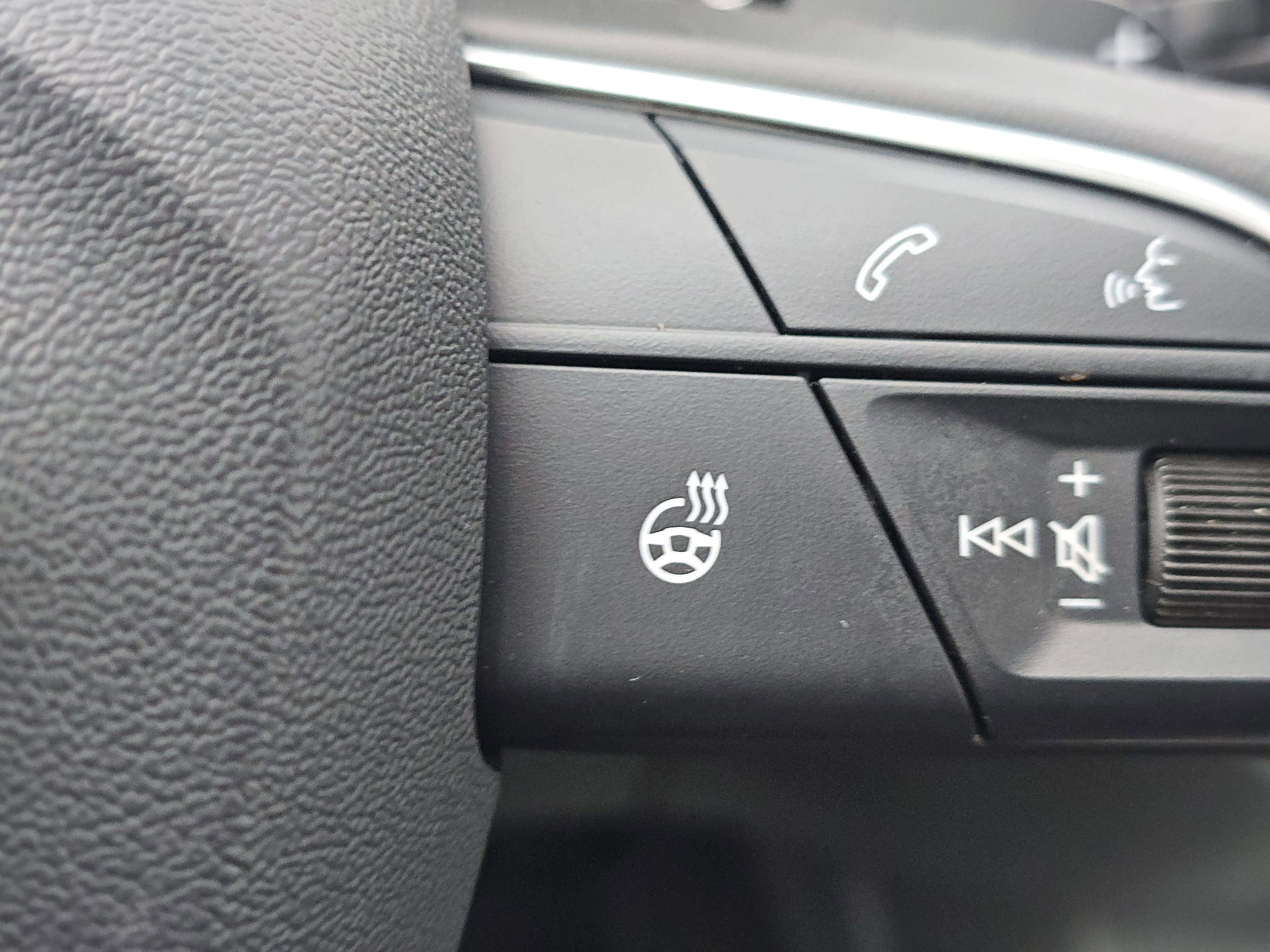 Certified 2023 Audi Q5 2.0T Premium Plus w/ Premium Plus Package image 12