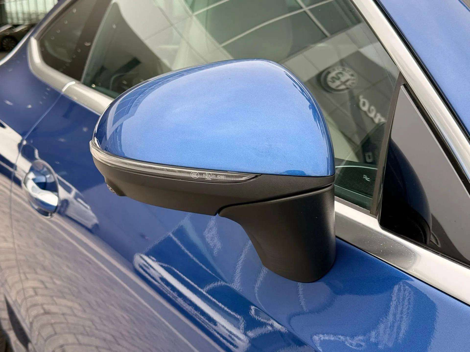 Used 2024 Mercedes-Benz CLE 300 4MATIC Coupe image 43