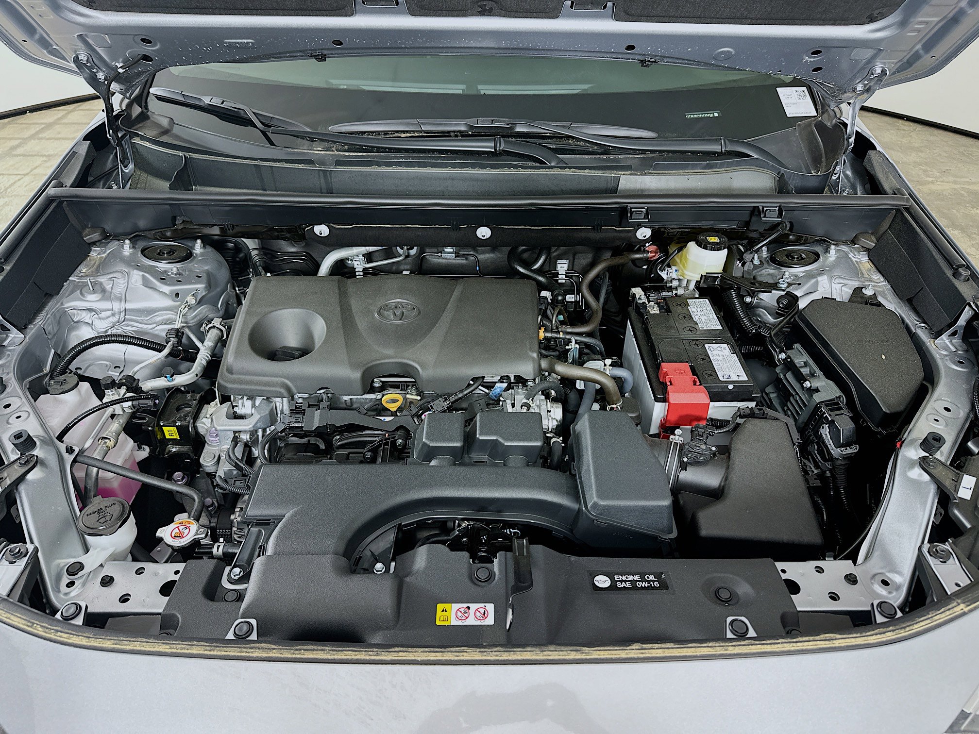 Used 2025 Toyota RAV4 LE image 32