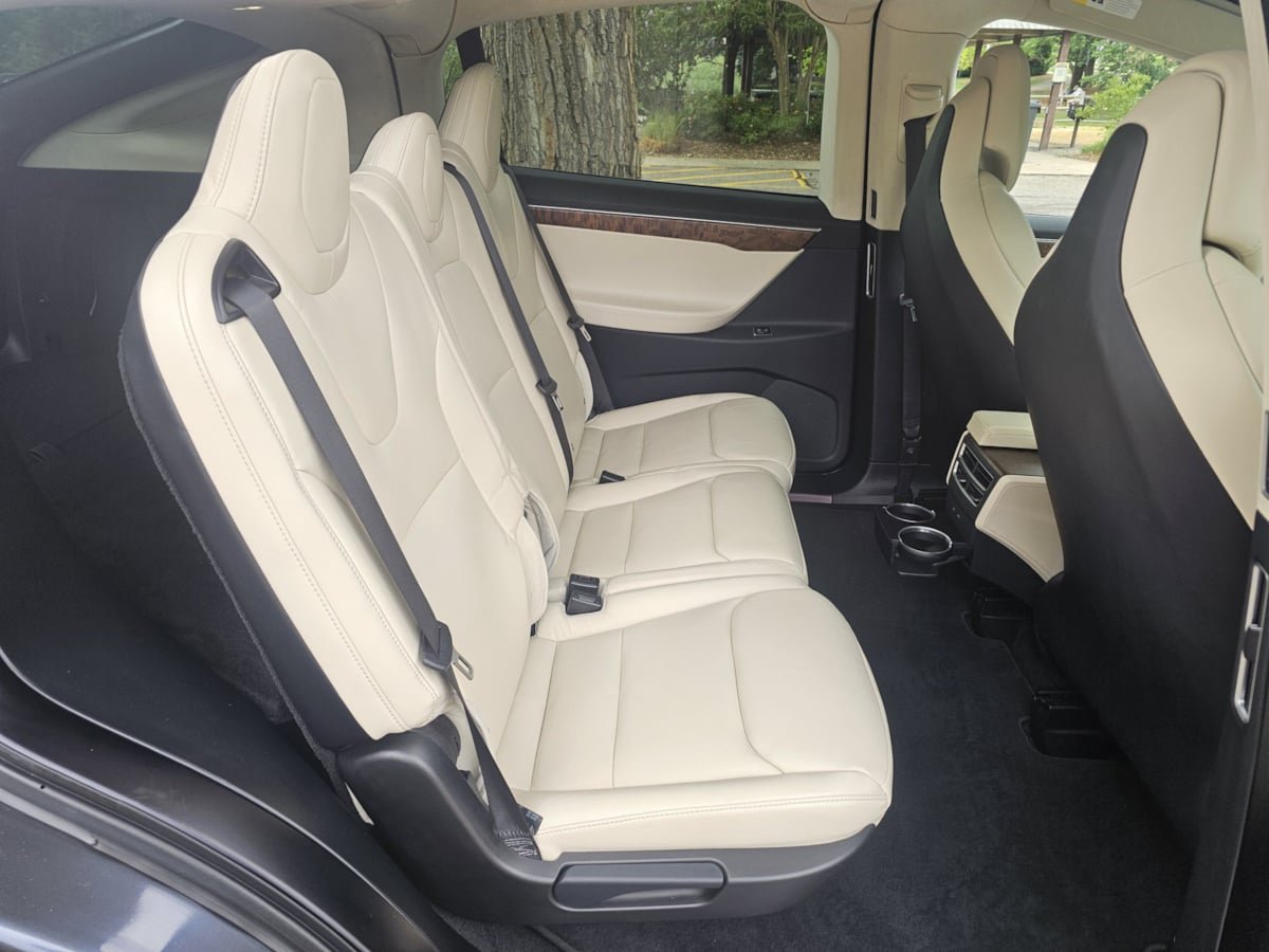 Used 2017 Tesla Model X 100D AWD/4WD image 37