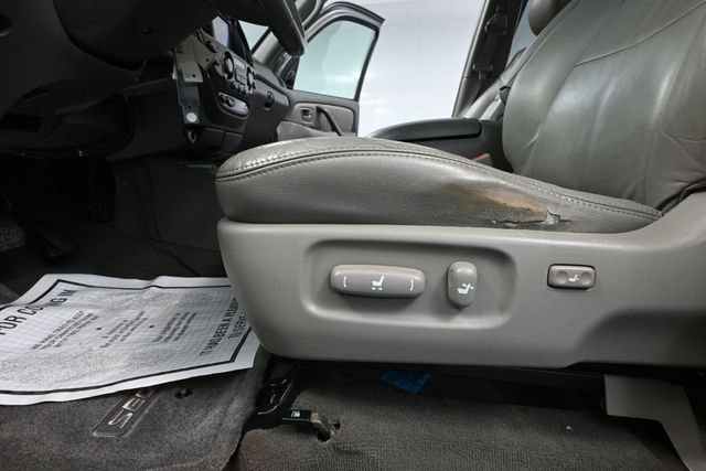 Used 2005 Toyota Sequoia Limited AWD/4WD image 19