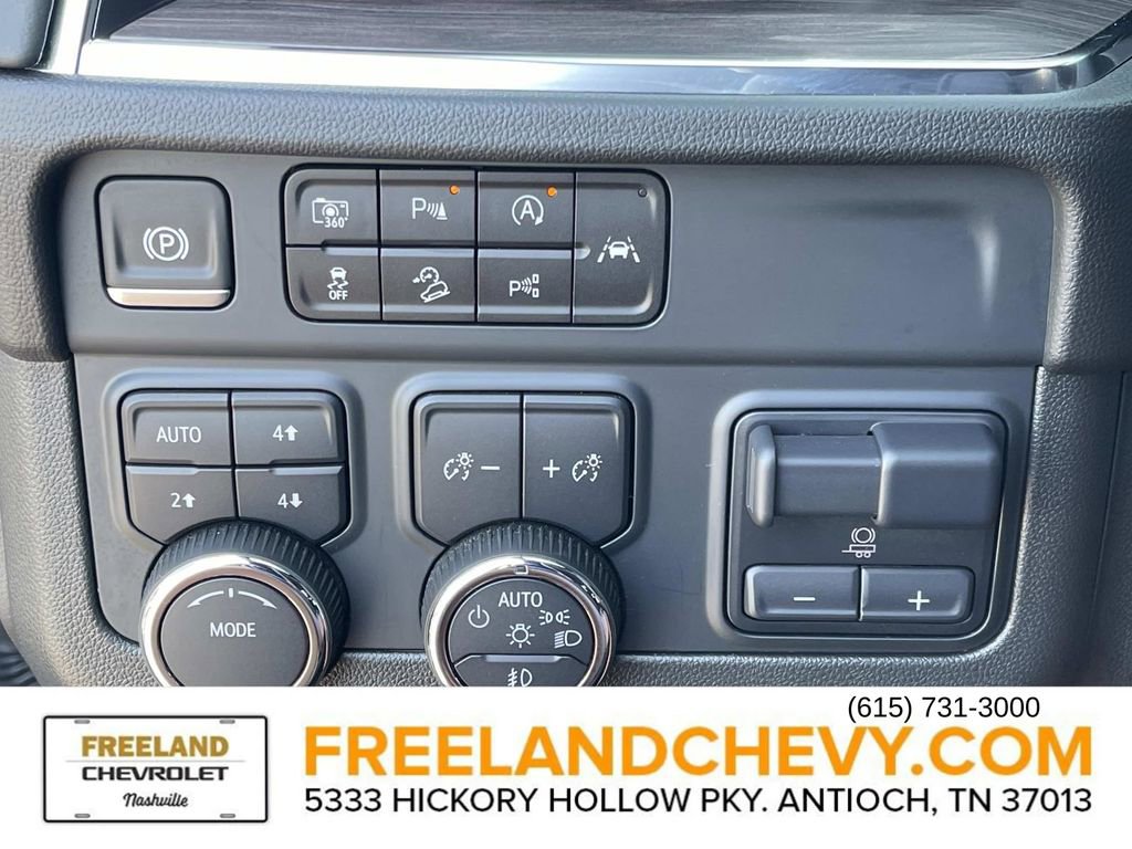 Used 2025 Chevrolet Tahoe Z71 w/ Comfort Package image 40