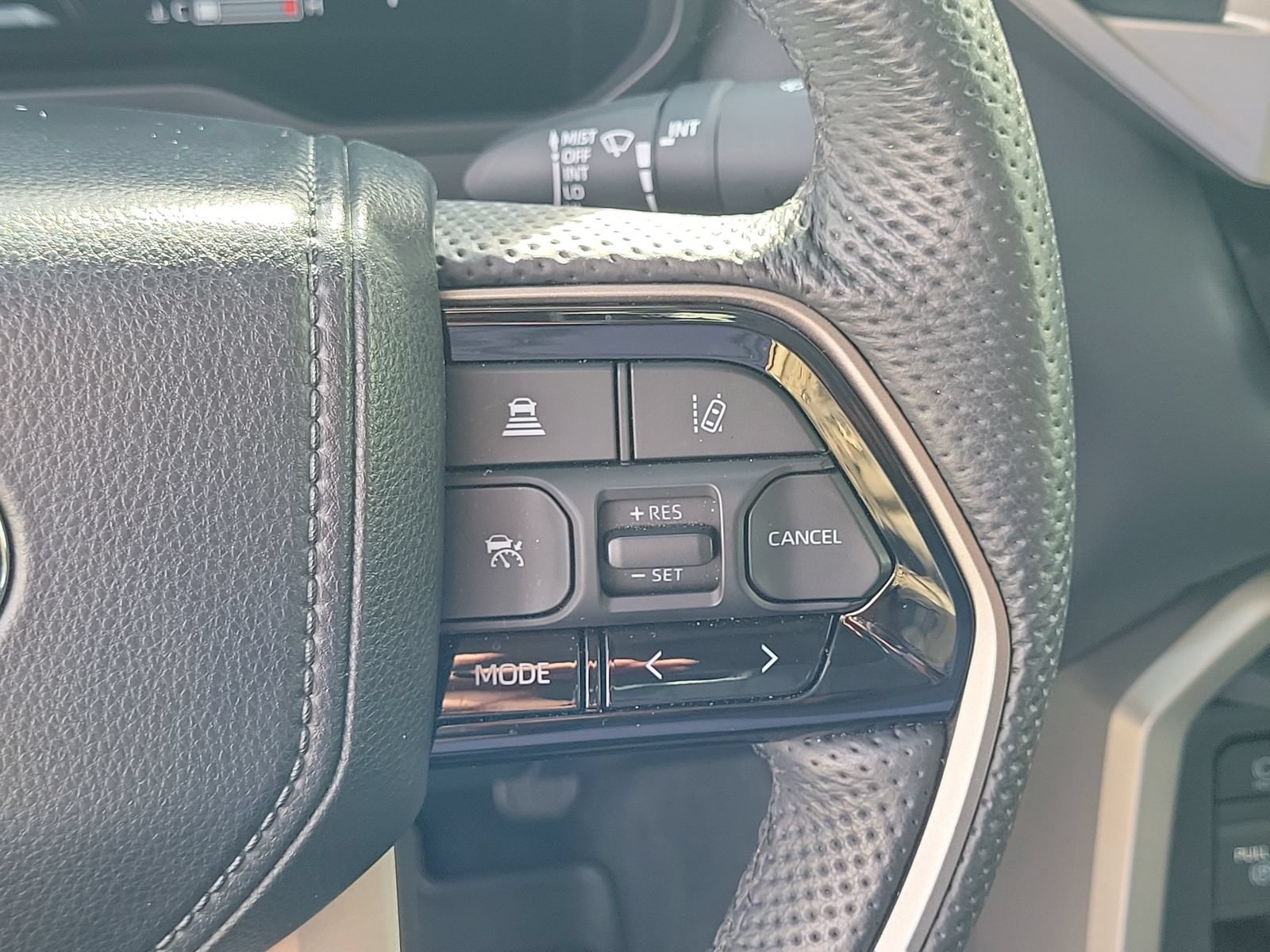 Used 2024 Toyota Tundra Limited w/ Power Package RWD image 19