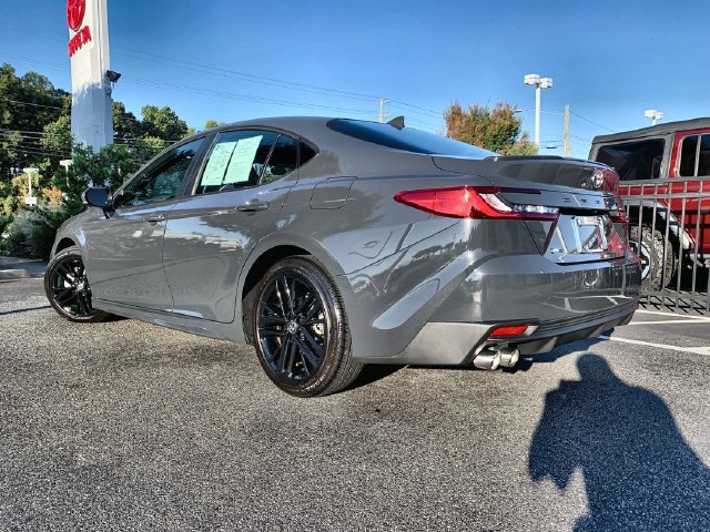 Used 2026 Toyota Camry SE FWD image 6