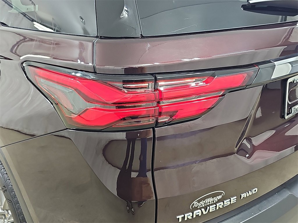 Certified 2023 Chevrolet Traverse LT image 40