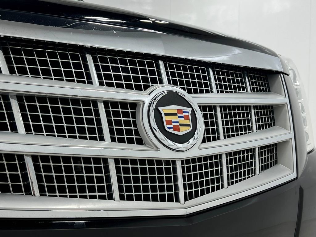 Used 2013 Cadillac Escalade ESV Platinum image 38